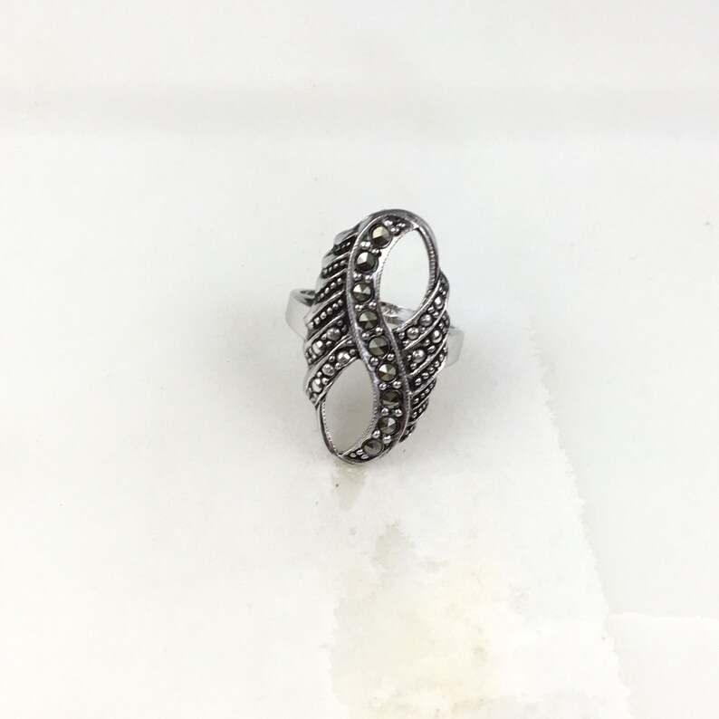 Vintage 925 Deco Sterling Silver Marcasite Cocktail Ring Size 7.5