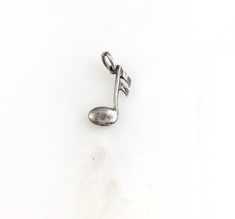 Vintage 925 Sterling Silver Music Note Charm Pendant Necklace