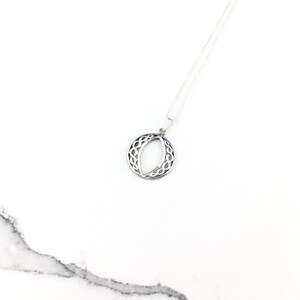 Vintage 925 Sterling Silver Circle Filigree Pendant Necklace