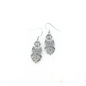 Vintage 925 Sterling Silver Filigree Dangle Earrings