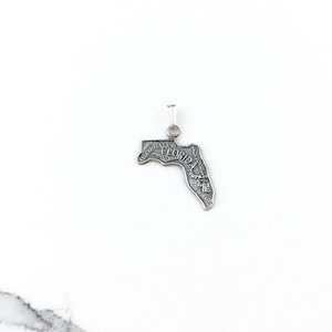 Vintage 925 Sterling Silver Florida State Charm Pendant Necklace