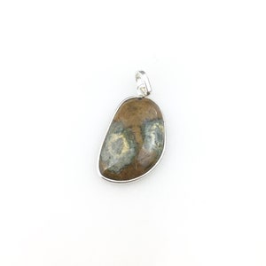 Vintage 925 Sterling Silver Brown Green Jasper Gemstone Crystal Pendant Necklace