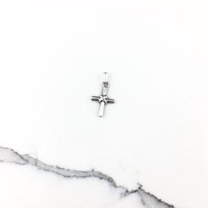 Vintage 925 Sterling Silver Religious Small Minimal Cross Pendant Necklace