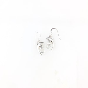 Vintage 925 Sterling Silver Dolphin Nautical Ocean Fish Beach Dangle Earrings