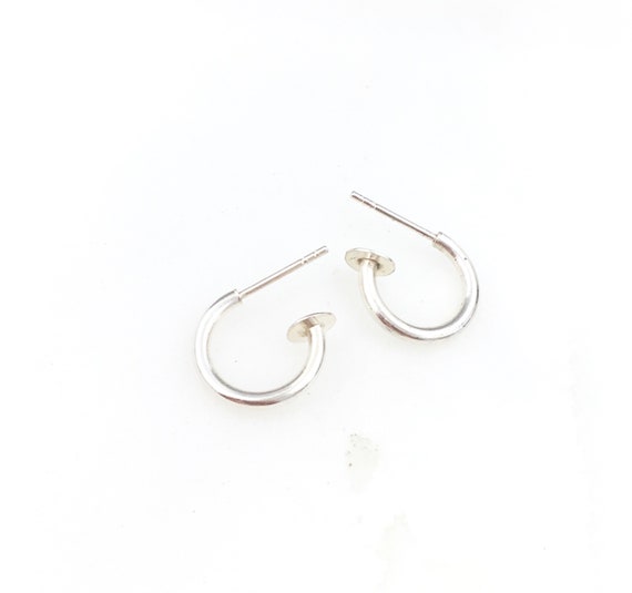 Vintage 925 Sterling Silver Minimal Hoop Earrings - image 1
