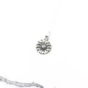 Vintage 925 Sterling Silver Mexico Flower Floral Pendant Necklace