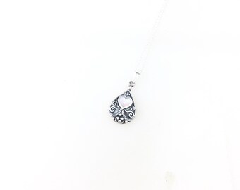 Splendida collana con ciondolo a forma di cuore in argento
