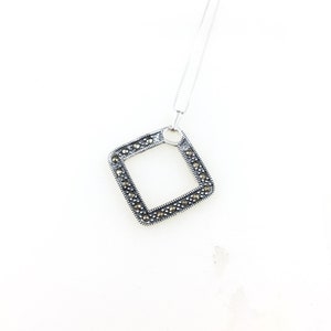 Vintage 925 Sterling Silver Deco Marcasite Pendant Necklace