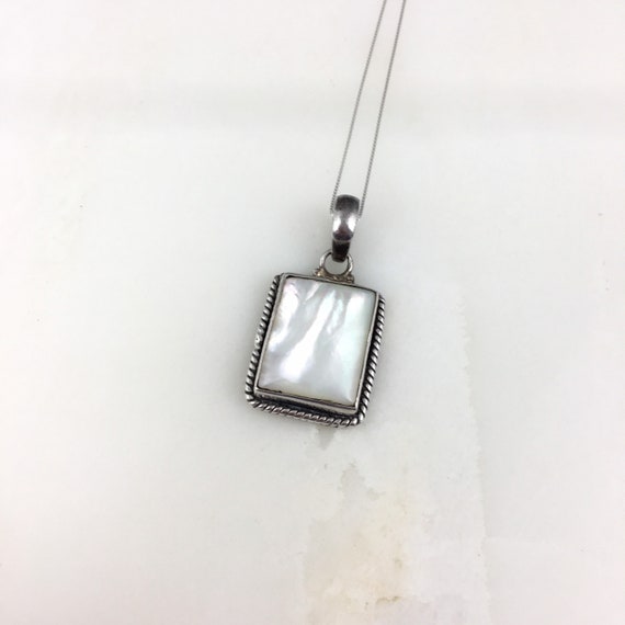 Vintage 925 Sterling Silver Mother of Pearl Penda… - image 2