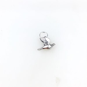 Vintage 925 Sterling Silver Dove Flying Bird Charm Pendant Necklace