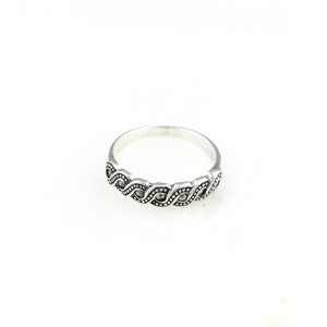Vintage 925 Sterling Silver Marcasite Deco Band Ring Size 8.25