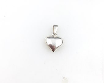 Vintage 925 Sterling Silver Puffy Heart Charm Pendant Necklace