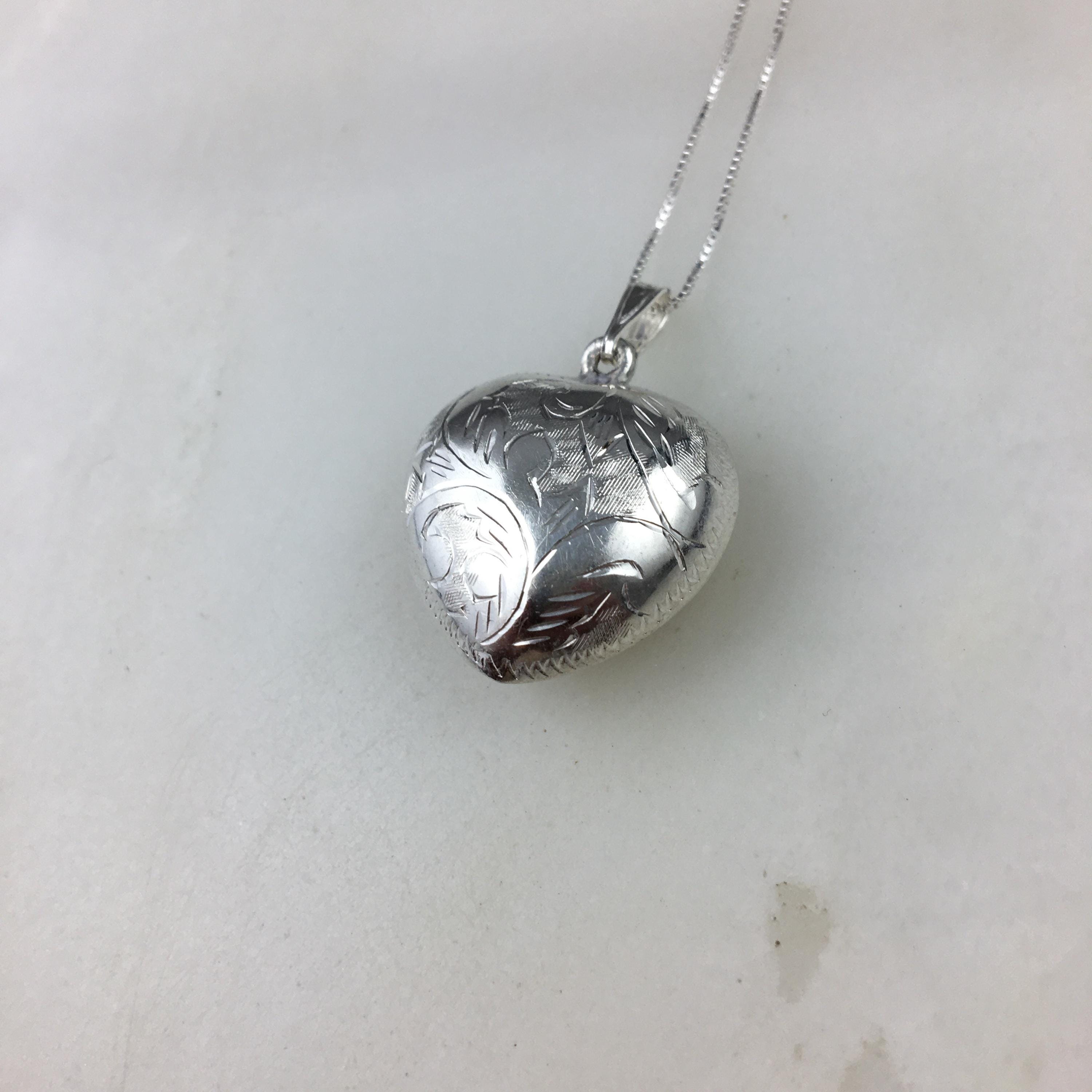 ヴィンテージ 925 スターリングシルバー パフィーハート エッチング