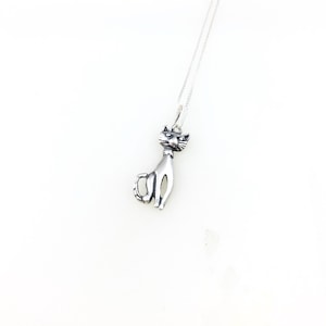 Vintage 925 Sterling Silver Cat Charm Pendant Necklace