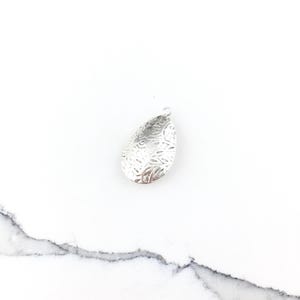 Vintage 925 Sterling Silver Puffy Mexico Flower Floral Teardrop Charm Pendant Necklace