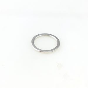 Vintage 925 Sterling Silver Minimal Band Ring Size 7.25