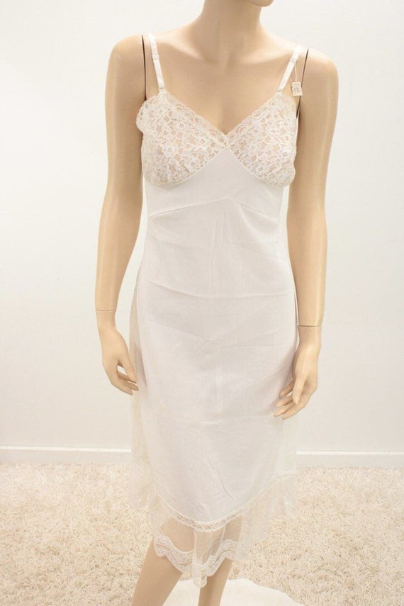 Vintage New M'lle Smart Full Slip size 32 34 Whit… - image 1