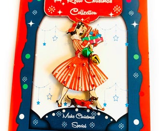 1950s christmas lady with gifts brooch, mid century gift retro pin, Christmas jewellery, festive brooch unusual brooch, vintage style pin