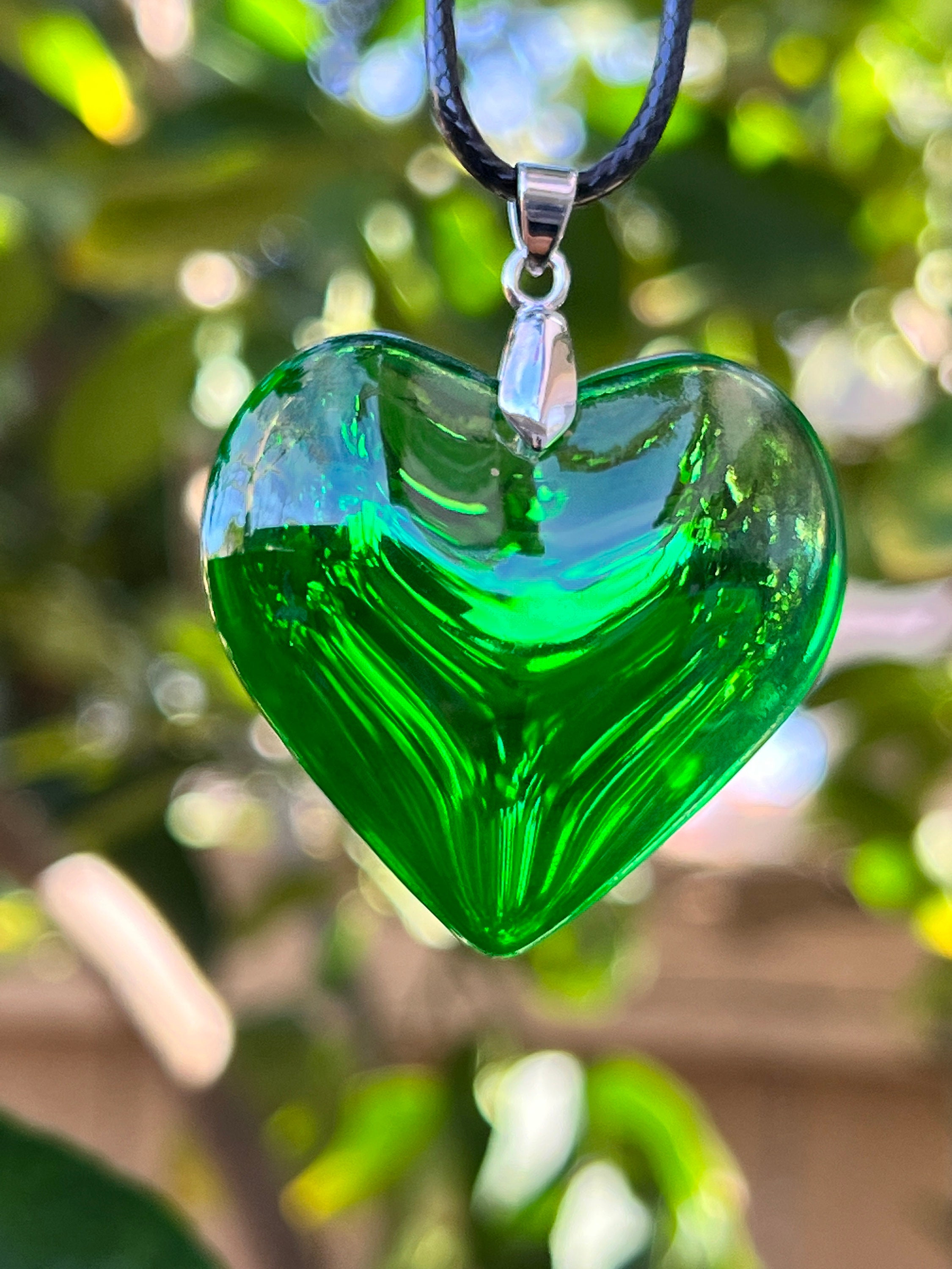 2.64 ct. Emerald Heart Pendant