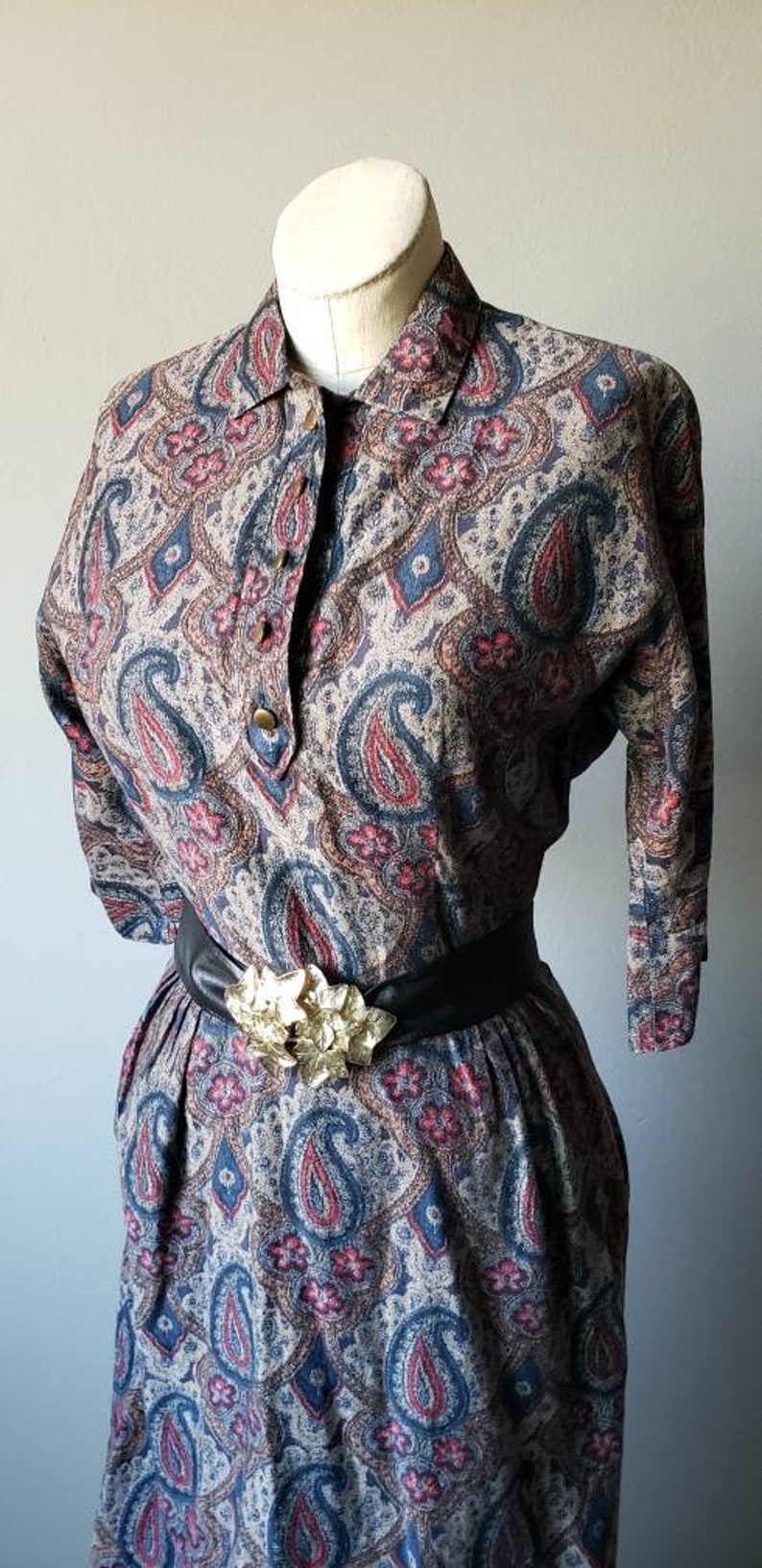 L'Aiglon 1970's Paisley Print Long Dress// Vintage// L'Aiglon// 70s// Paisley// Boho// Hippie// Fall// Long Dress image 4