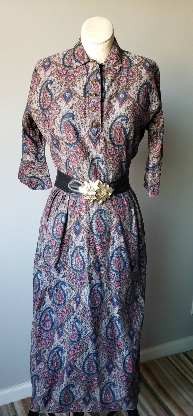 L'Aiglon 1970's Paisley Print Long Dress// Vintage// L'Aiglon// 70s// Paisley// Boho// Hippie// Fall// Long Dress image 2