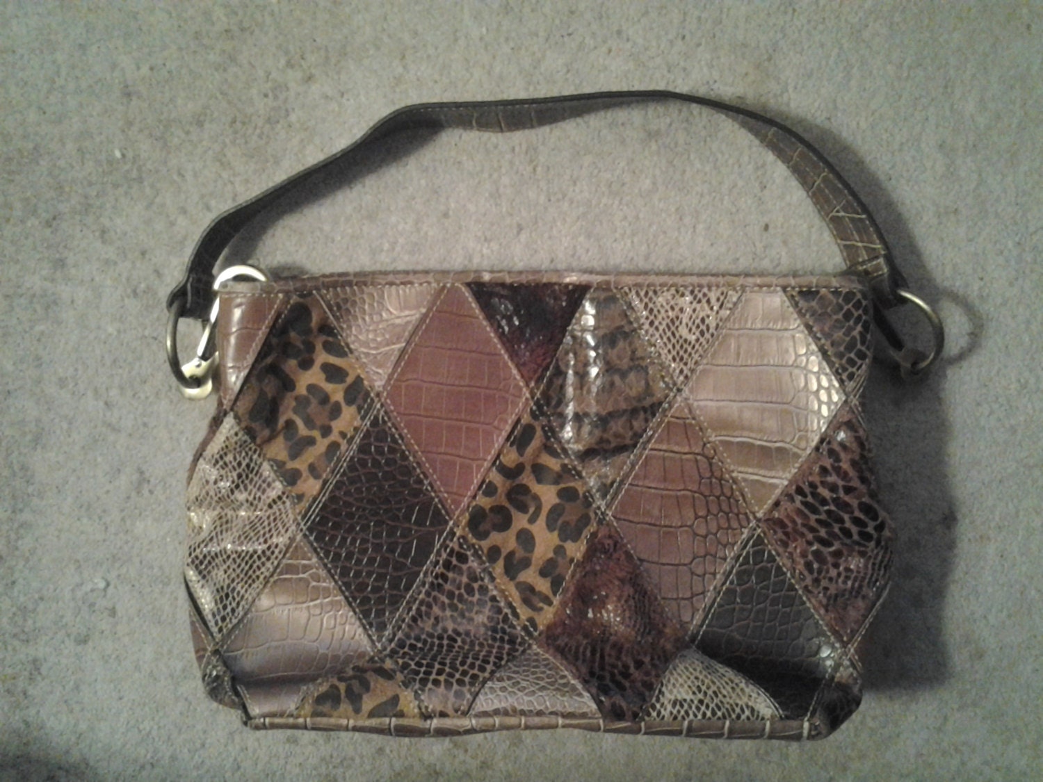 Bueno vintage handbags sale