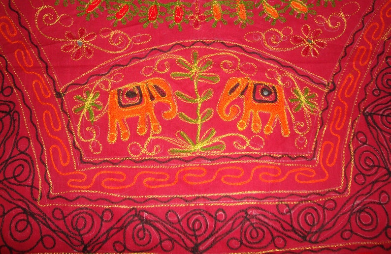Bedspread bedsheet bedcover throw Indian antique handmade peacock elephant embroider home decor 93