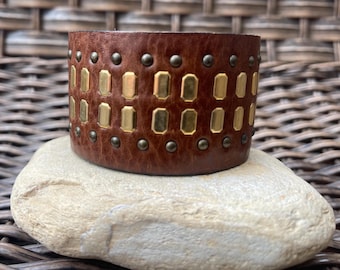 Vintage Genuine Leather Bracelet with Gold and Antique Brass