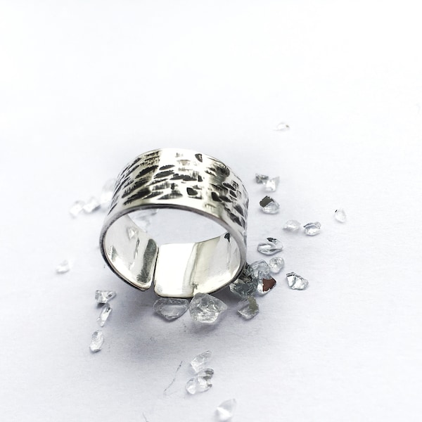 Anello in argento martellato, anello artigianale, anello fidanzamento, anello amicizia