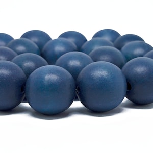 20mm Blue Round Wood Beads - Dyed and Waxed - 10 pcs.