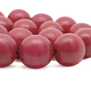 20mm Cayenne Red Bright Red Round Wood Beads - Dyed and Waxed - 10pcs.
