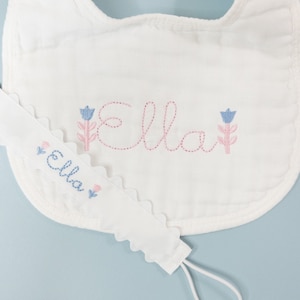 Girl baby bib | muslin bib and burp set |  personalized bib | embroidered baby gift | baby bib with flowers | baby shower gift