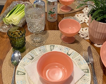 Mid Century Modern Atomic Starbust Cathay Taylor and Smith Taylorstone Dinner Plates
