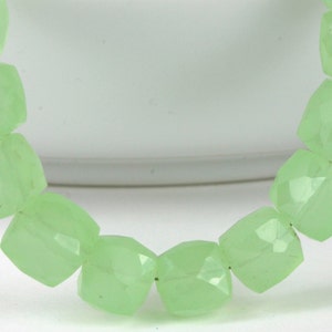 Mint Chalcedony 3D Cube Faceted Gems, 8mm to 9mm, 5 or 10 stones, Chalcedony Pastel Mint Green Gemstone Cube, Mint Green Gems KJ