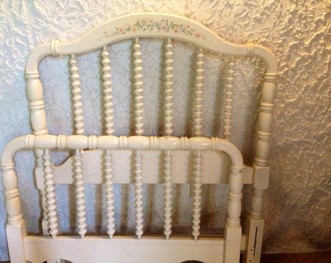 Vintage Antique Spindle Twin Bed White With Painted Floral Etsy