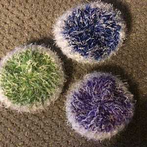 Best ever scrubby! Dish scrubby. Loom Knit scrubby. Bathroom scrubby