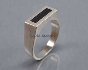 Mens Vintage Silver Signet Ring, Ebony Wood Inlay Ring, Solid Ring Finish Matte and Shape Geometric
