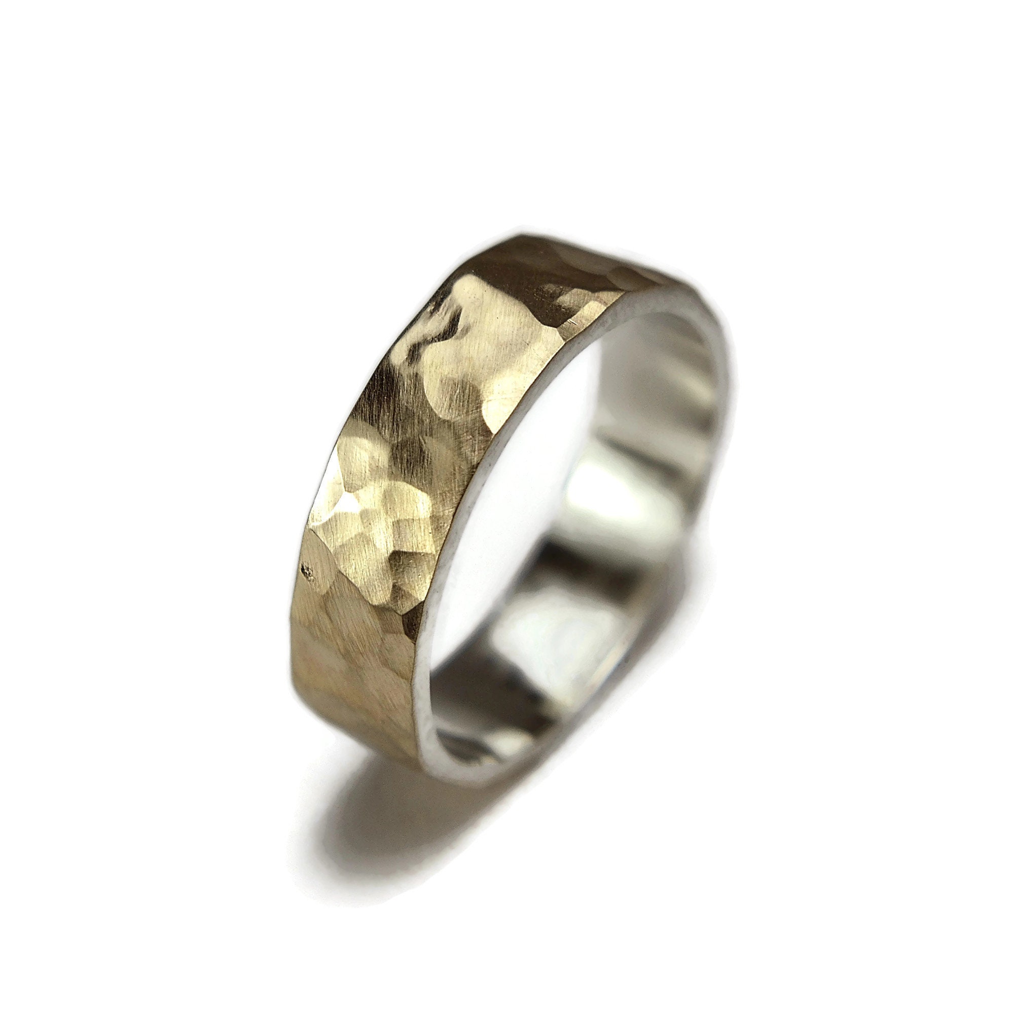 9k gold wedding band
