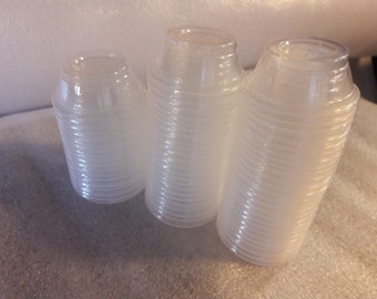 Gecko food and water cups x 100 fits many reptile food stands