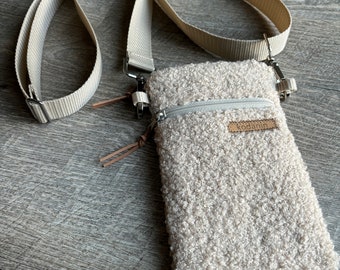 From 29.90 euros Smartphone Teddy Beige Cream case for hanging around the neck with a strap