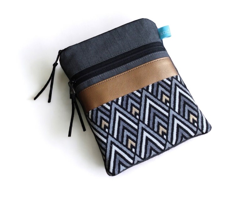 From 28.90 euros eReader / tablet case 6-8 inches jeans gray zigzag copper gold 2 zips image 1