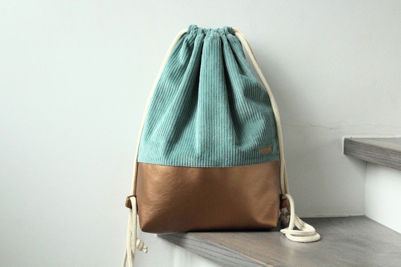 From 39.90 euros corduroy gym bag dusty green imitation leather copper gold festival bag image 5