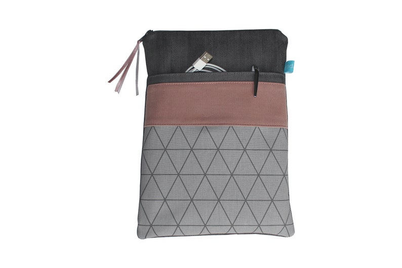 Tablet Case 10 Jeans Gray Triangles Light / Pink image 2