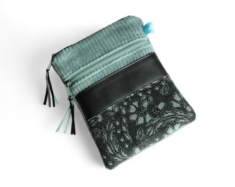 From 24,90 Euro eReader Cover Wide Cord Dust Green Black Flowers