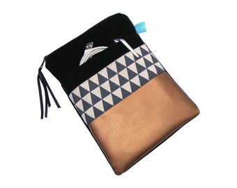 From 24.90 euros eReader / tablet case 6-8 inch cord black copper triangles