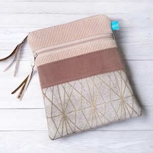 From 28,90 Euro eReader / Tablet Case 6-8 inch Wide Cord Powder Pink Copper Gold Geo 2 Zipper