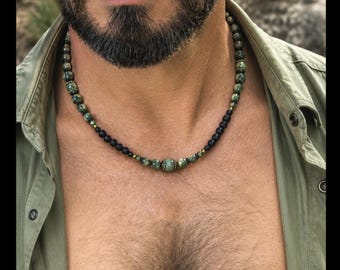 Heren groene jaspis kralenketting in antieke stijl / rustieke delicate lentesieraden / cadeau voor papa