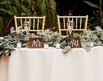 Coppia di targhe "Mr Mrs" personalizzabili / Cartelli cerimonia ricevimento in legno con scritta calligrafica / Decorazione tavolo sposi