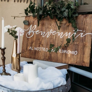 Targa in legno "Benvenuti al nostro matrimonio" / Cartello di benvenuto personalizzabile / Insegna calligrafica matrimonio decorativa