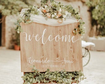 Wedding "Welcome" wooden sign / Calligraphic sign with personalized text / Custom old rustic wood wedding decor